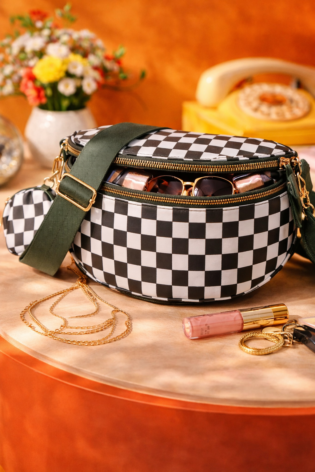 DayPack Crossbody™